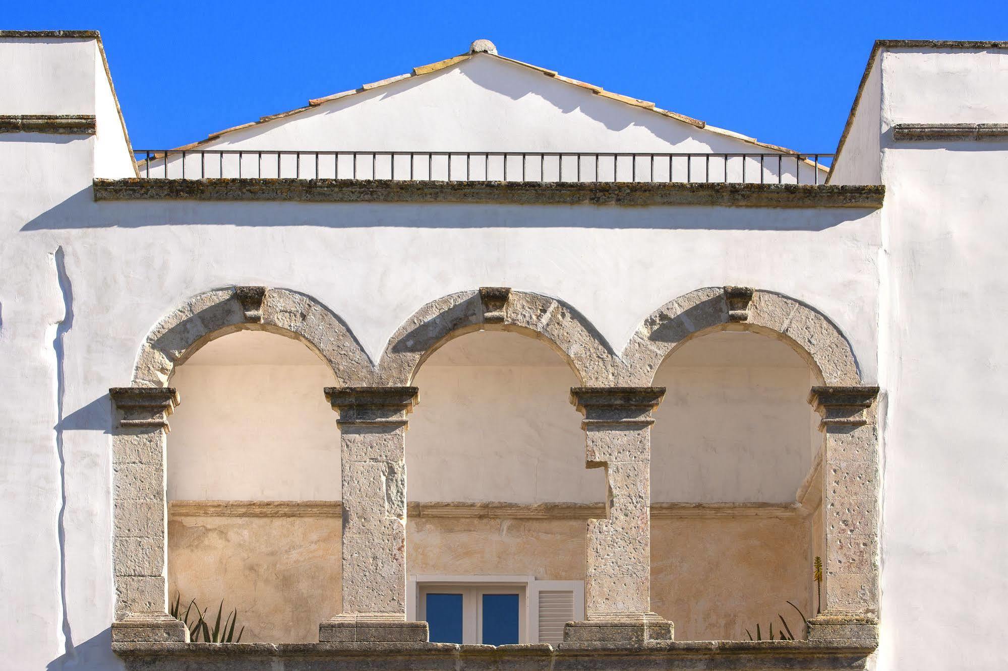 Critabianca - Masseria In Salento คูโตรฟิอาโน ภายนอก รูปภาพ