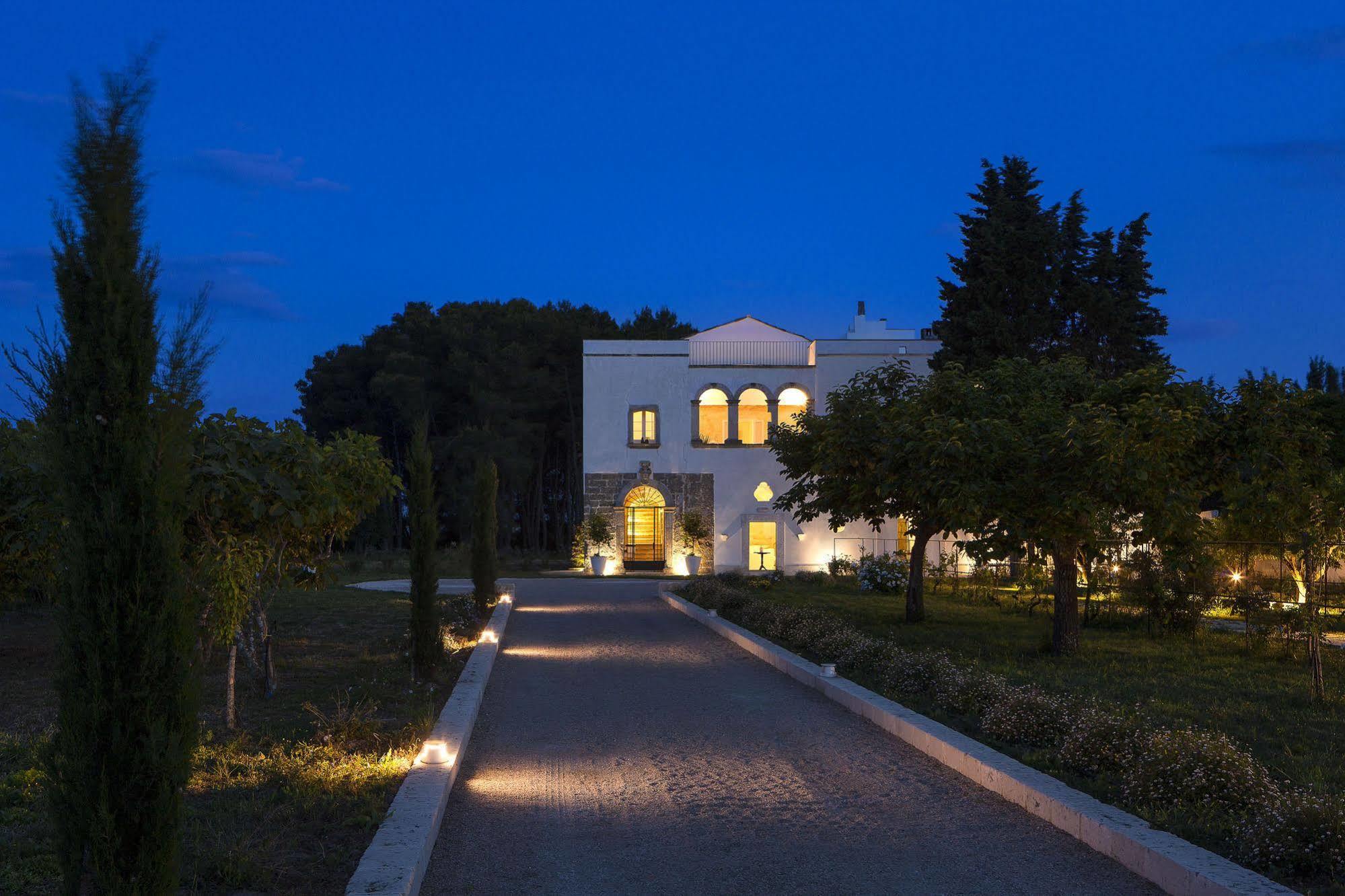 Critabianca - Masseria In Salento คูโตรฟิอาโน ภายนอก รูปภาพ