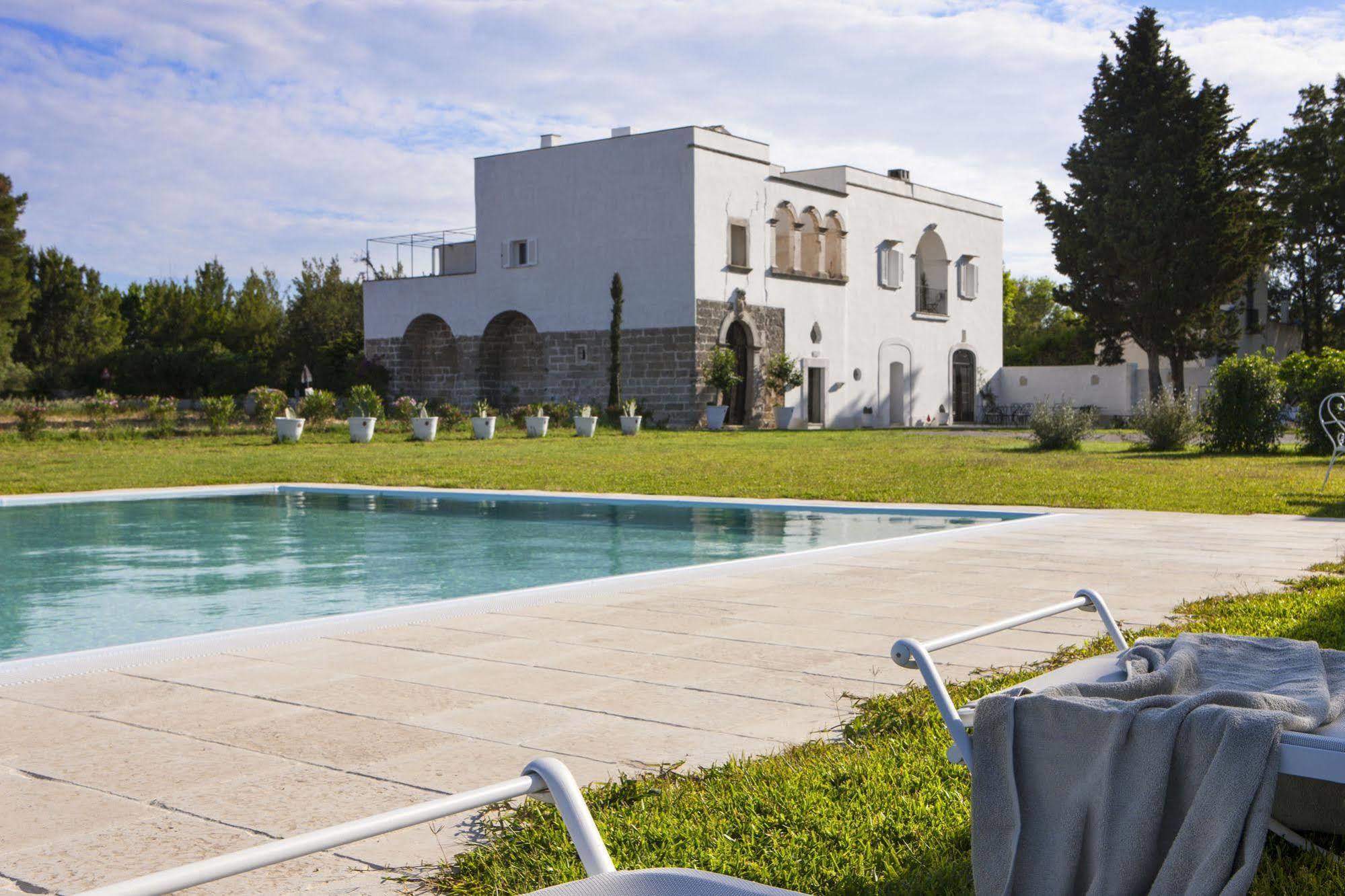 Critabianca - Masseria In Salento คูโตรฟิอาโน ภายนอก รูปภาพ