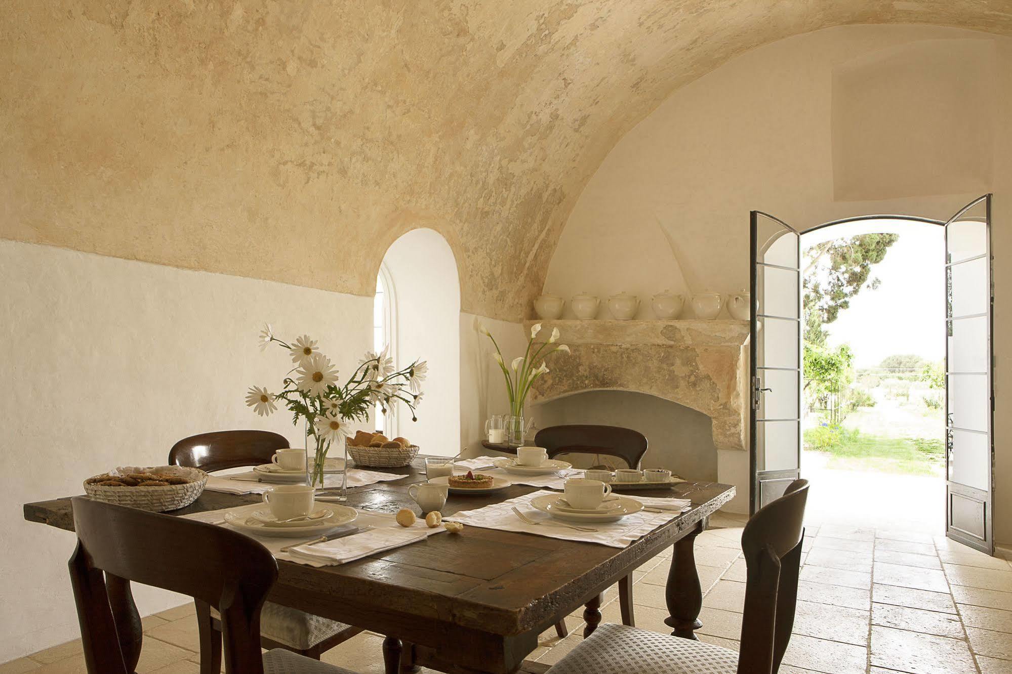 Critabianca - Masseria In Salento คูโตรฟิอาโน ภายนอก รูปภาพ