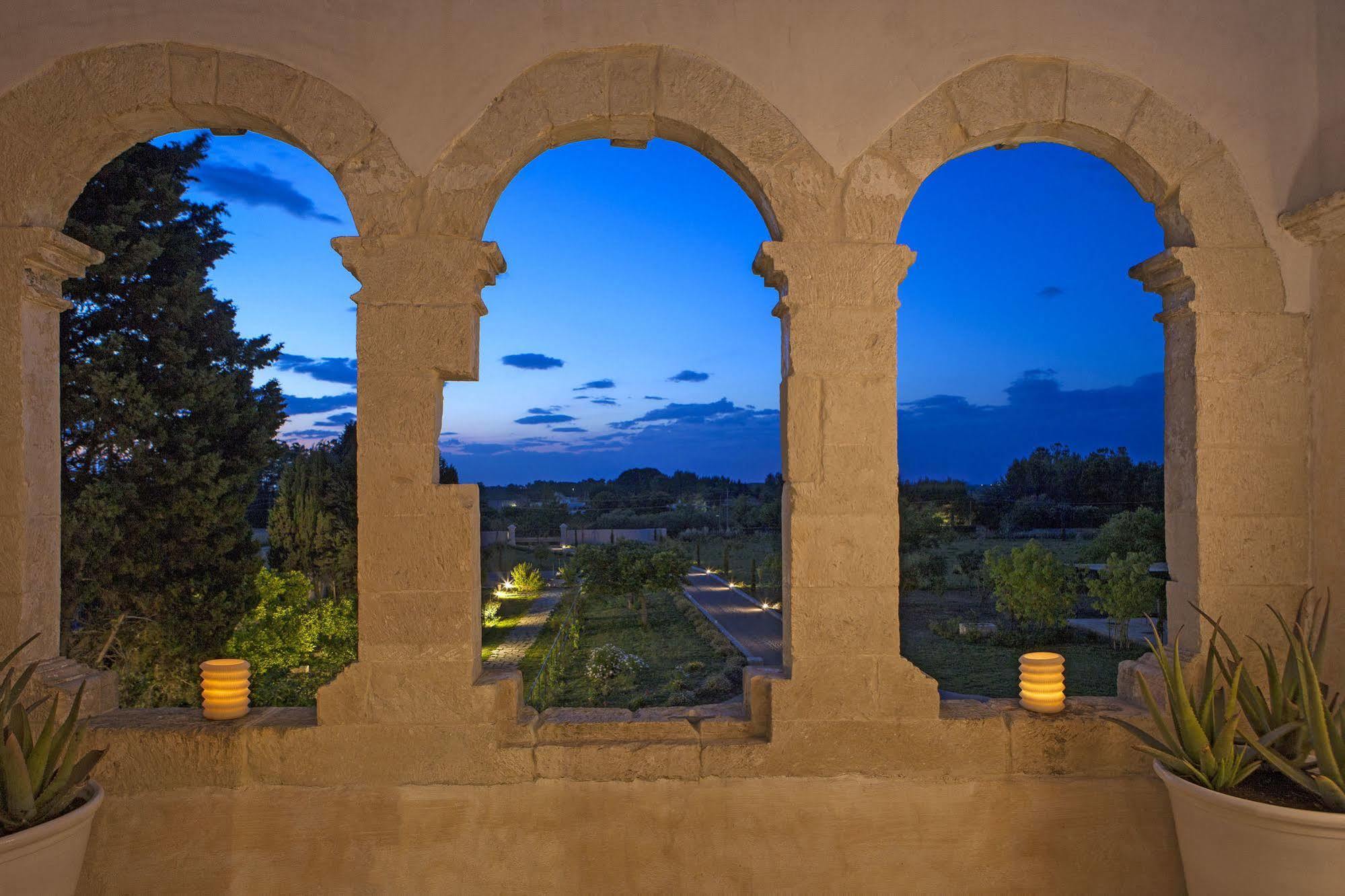 Critabianca - Masseria In Salento คูโตรฟิอาโน ภายนอก รูปภาพ