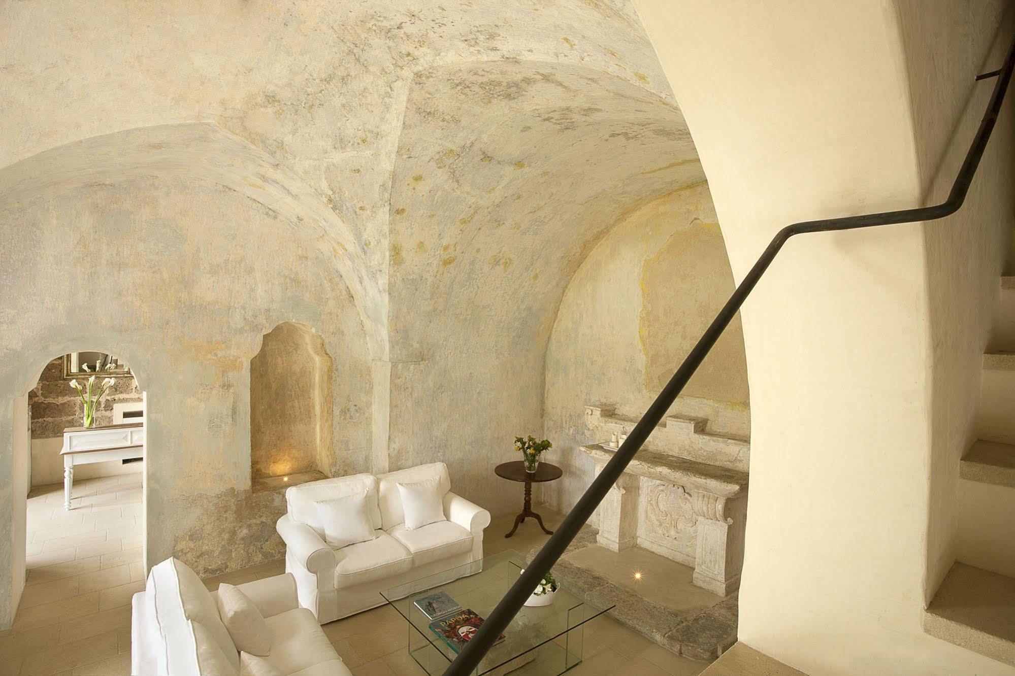 Critabianca - Masseria In Salento คูโตรฟิอาโน ภายนอก รูปภาพ